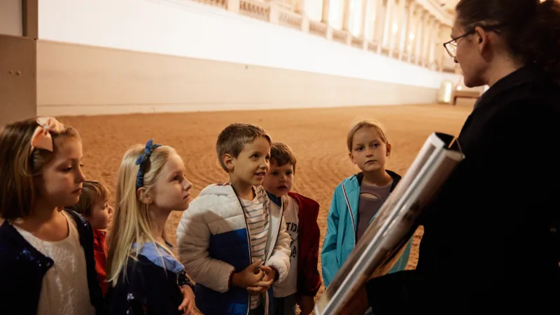 Kinderführung Winterreitschule